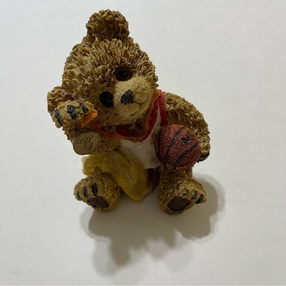 Cute Resin Olympic Medal USA Basketball Bear #23 Figurine - Picture 2 of 12